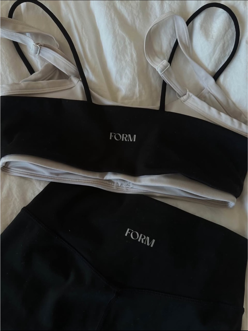 FORM Layered Bra & Biker Short (S)